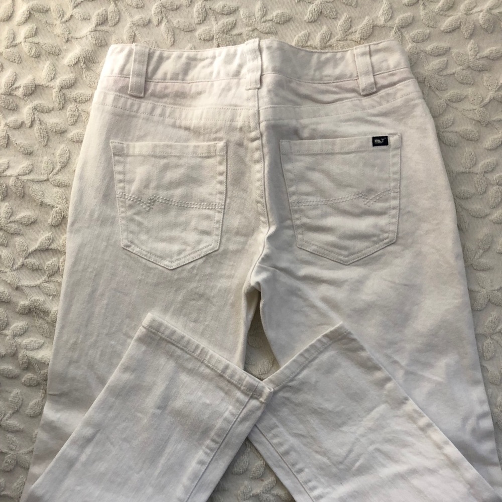 Vineyard Vines Saylor Fit Jeans. - Picture 2 of 2